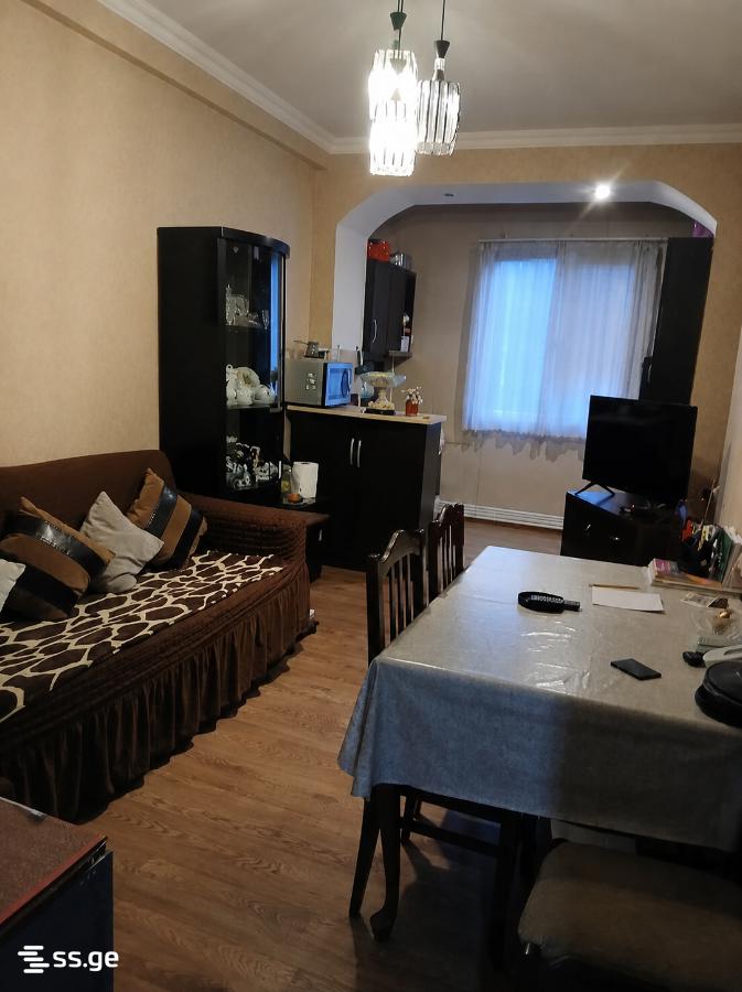 Nikoloz (Carlo) Chkheidze st. - 1 rooms