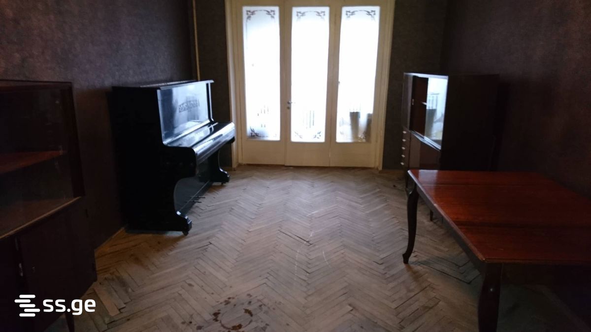 Micro. III, bl. IV - Temka 60 - 3 rooms