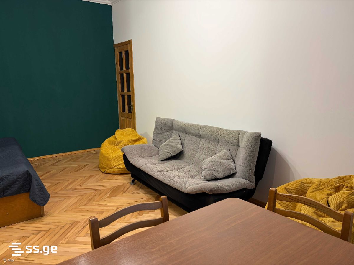 B. Zghenti St. 52 - 3 rooms