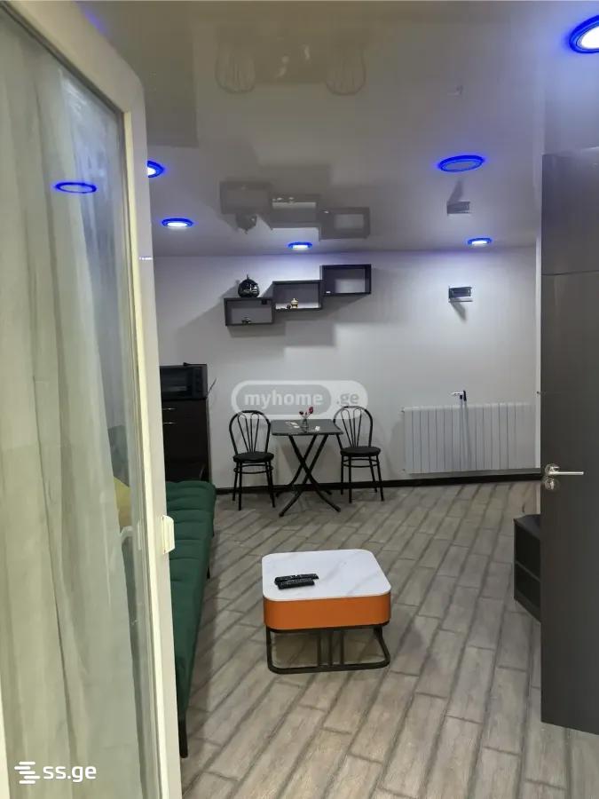 pekini st. 19 - 2 rooms