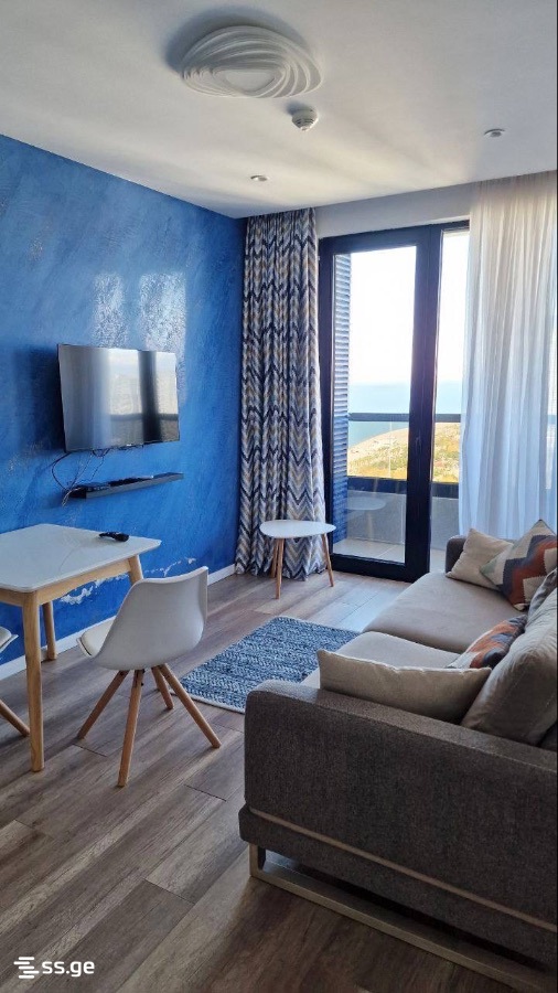Lech and Maria Kaczynski street 5 - 1 rooms