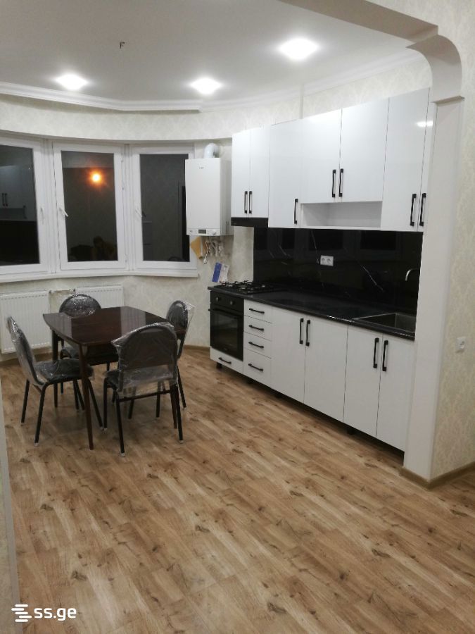 bagrat III st. - 3 rooms