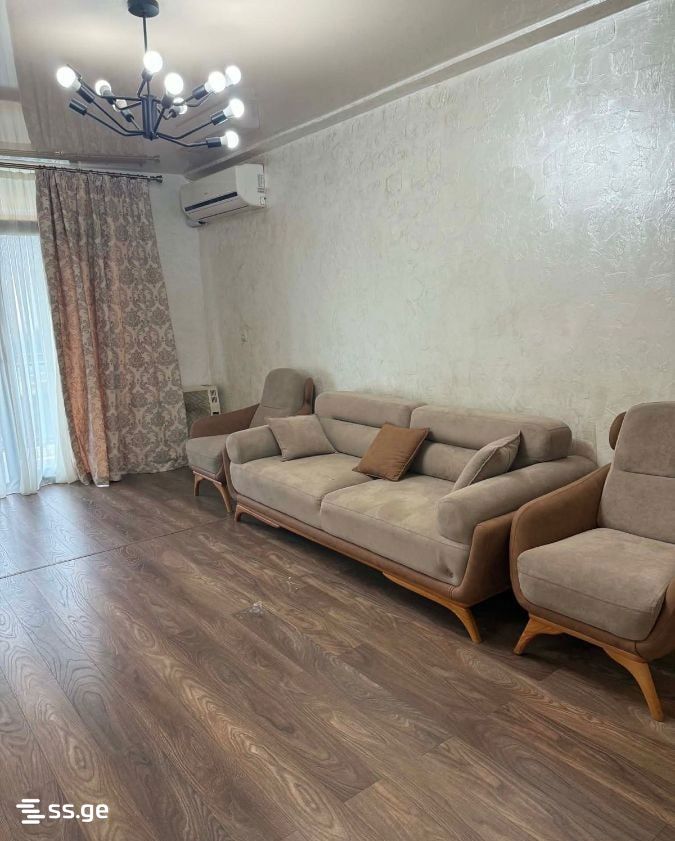 11 - 4 rooms