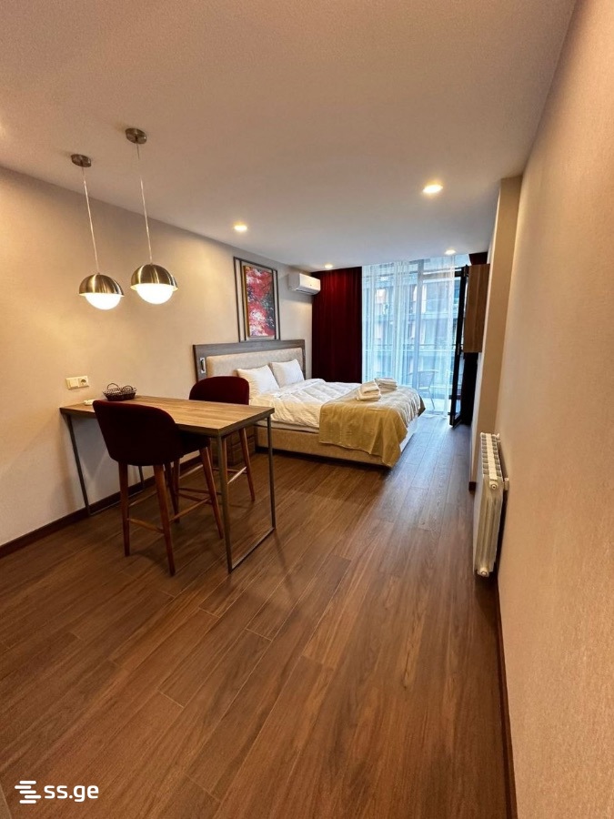 6 - 1 rooms