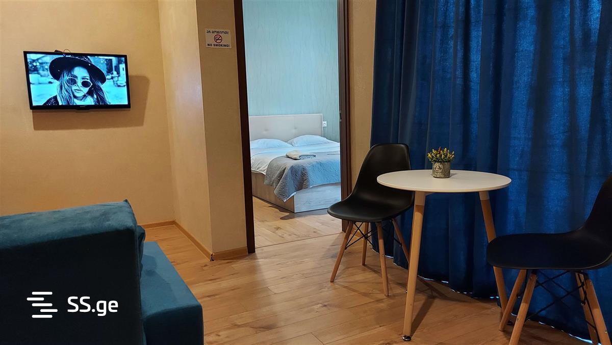 A Microdistrict - Gldani  ახმეტელის მეტრო - 2 rooms