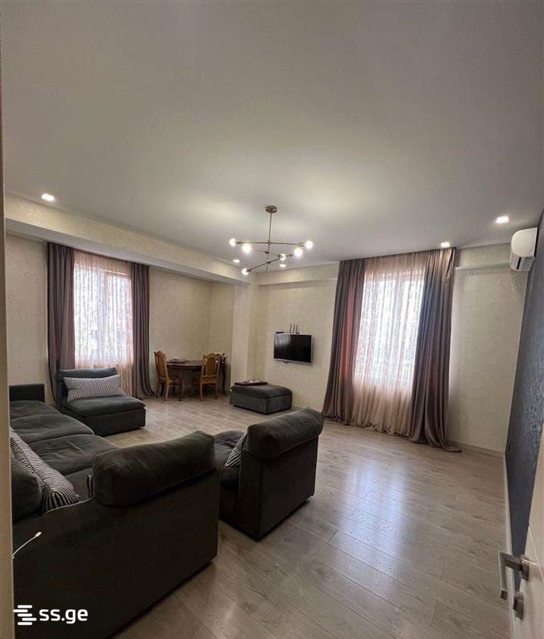 giorgi brtskinvale st. 8 - 4 rooms