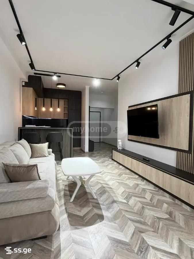 Avalishvili st. 8 - 2 rooms