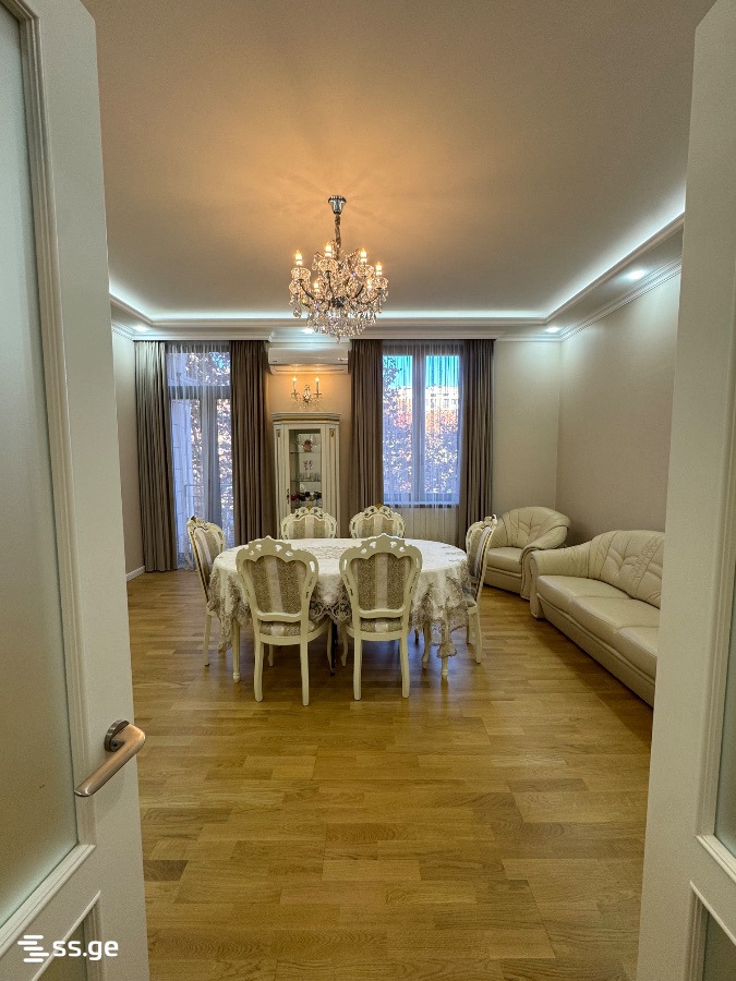 i. chavchavadze avenue 42 - 5 rooms