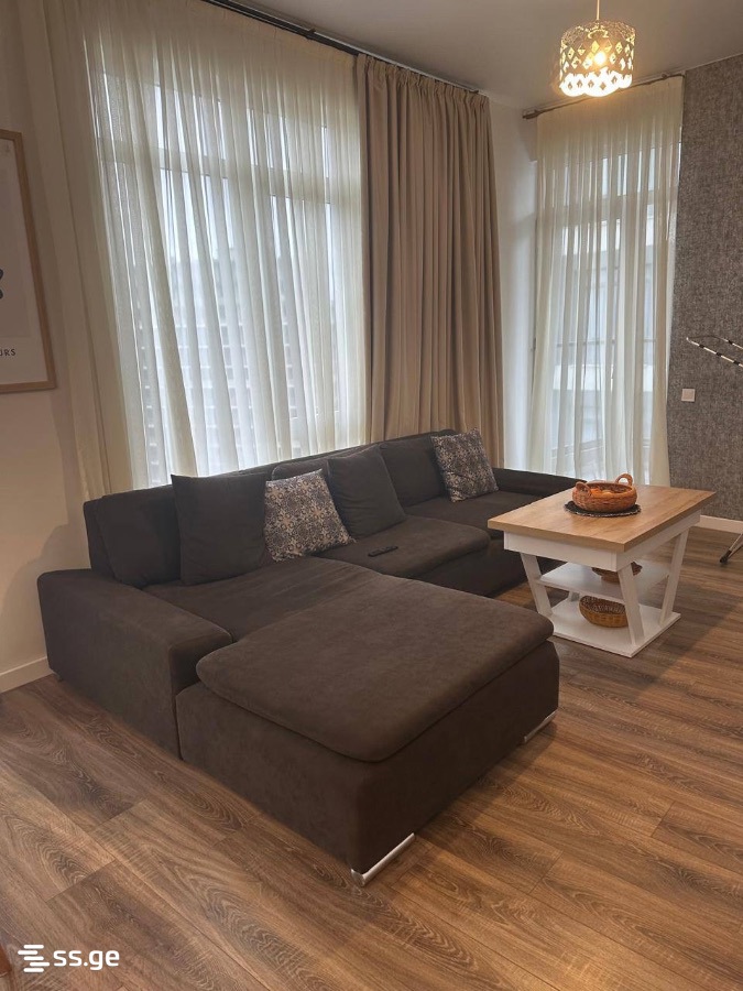 Lech and Maria Kaczynski street 5 - 3 rooms