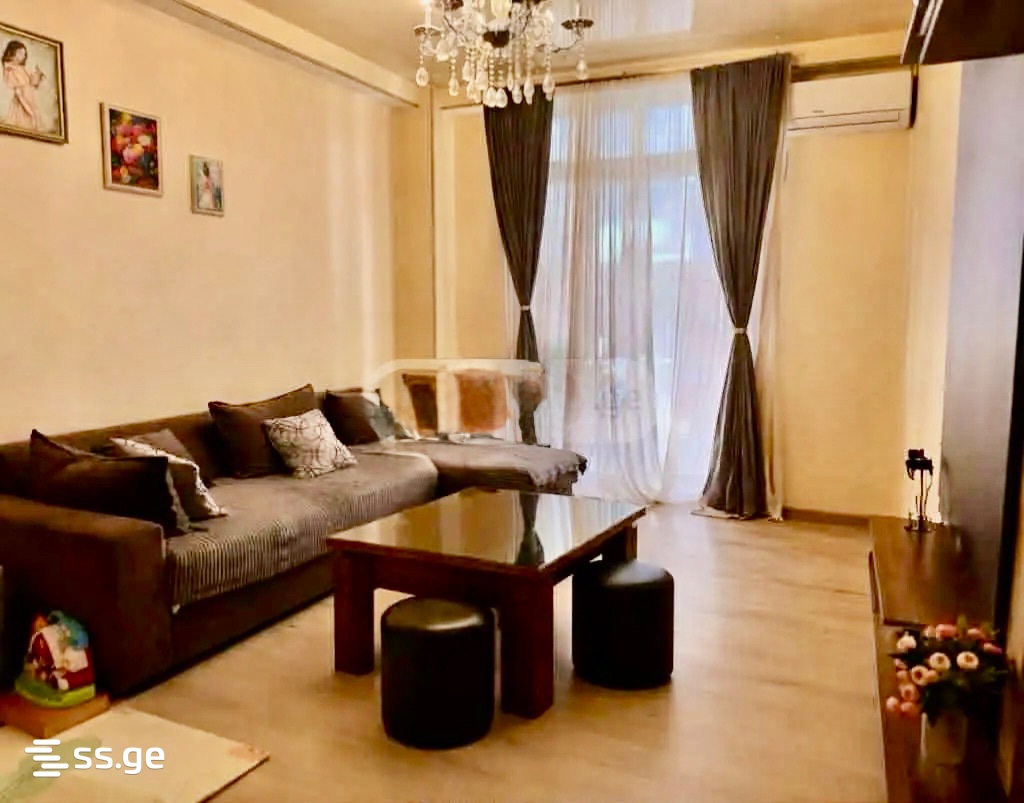 khizanishvili st. 2 - 3 rooms