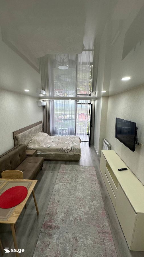 6 - 1 rooms