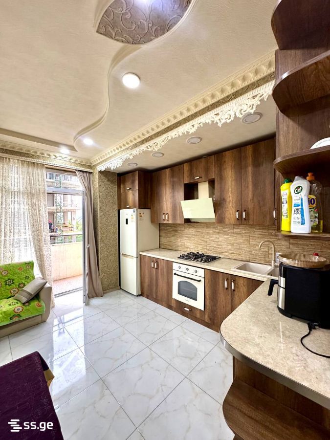 chkondideli st. - 3 rooms