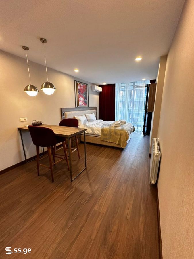 6 - 1 rooms