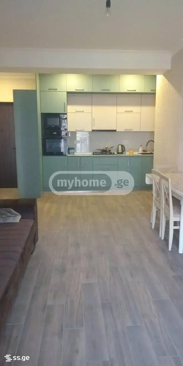 Vepkhistkaosnis st. - 3 rooms