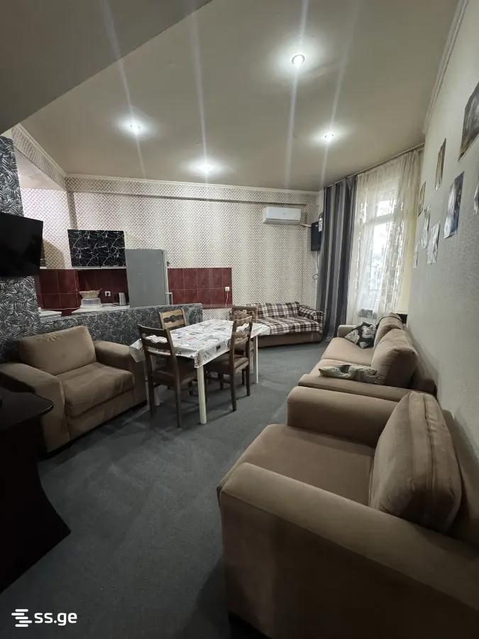 Vepkhistkaosnis st. - 3 rooms