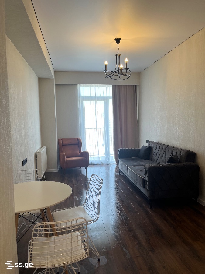 a.wereTlis avenue 117 - 2 rooms