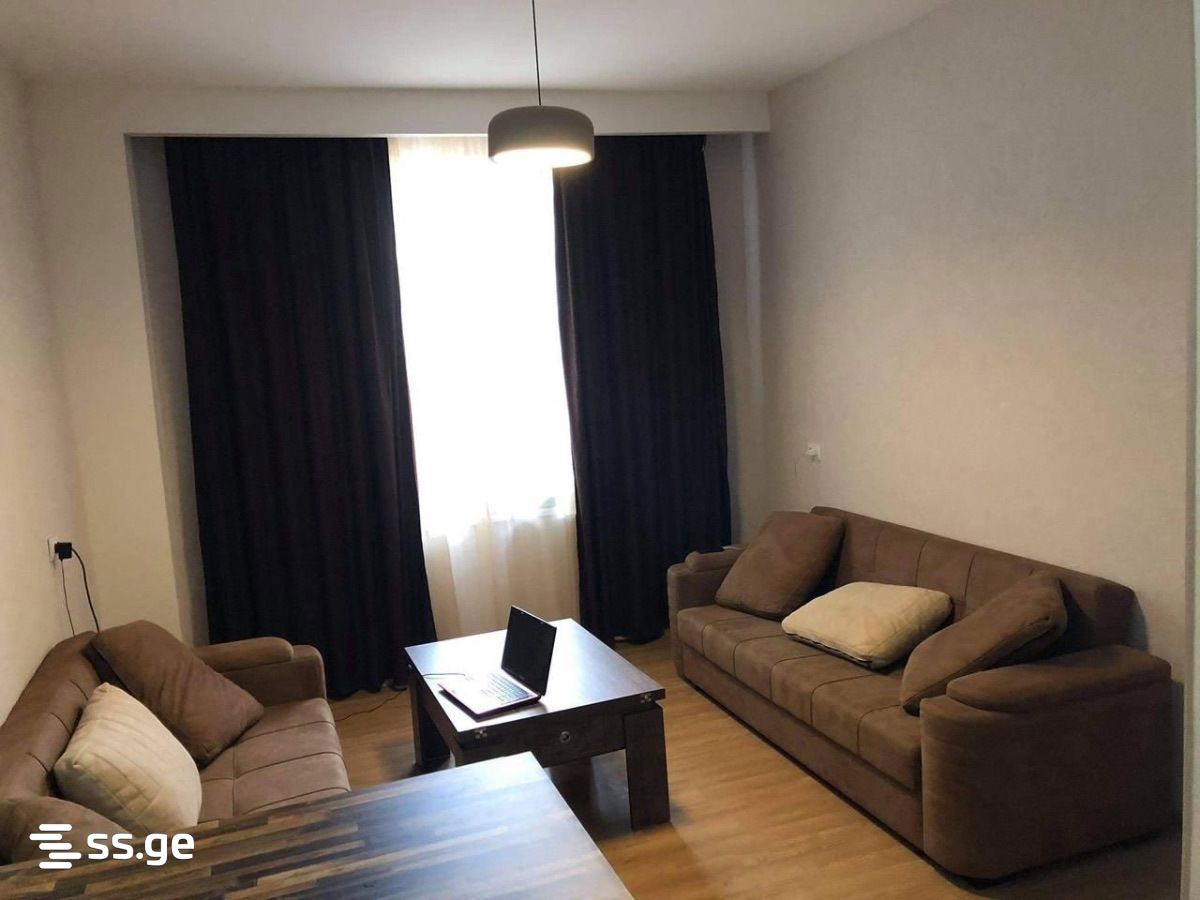 bako st. 00 - 1 rooms