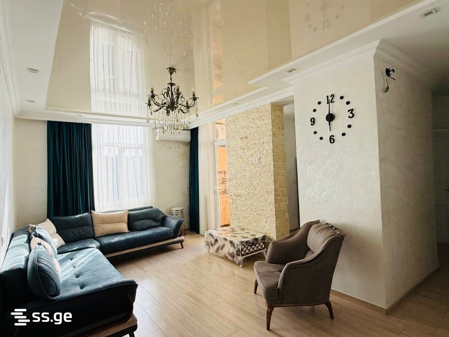 3 - 4 rooms