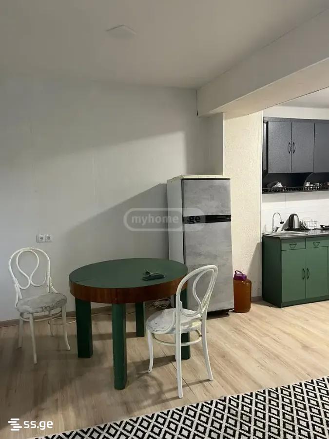 sumbatashvil-iujni st. 0 - 3 rooms