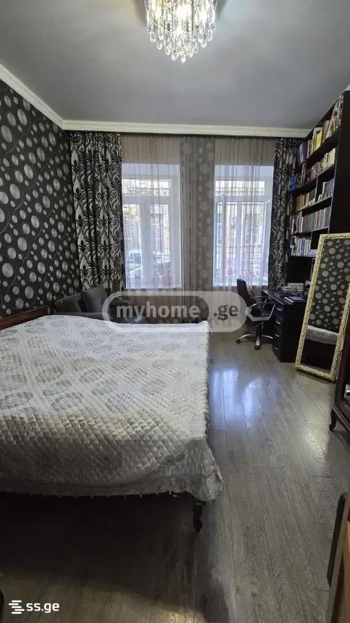 arsena st. 36 - 2 rooms