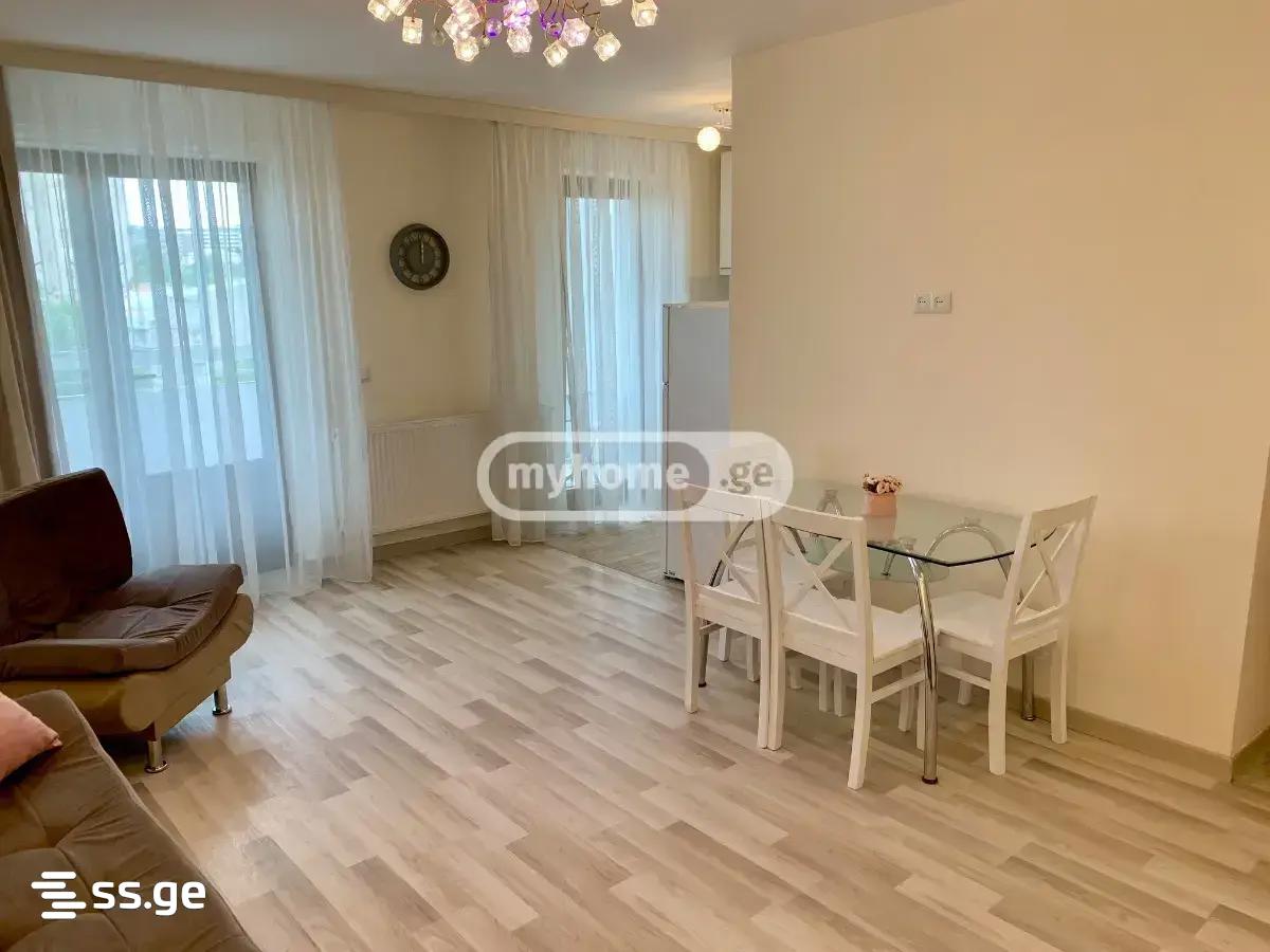 a.wereTlis avenue - 2 rooms