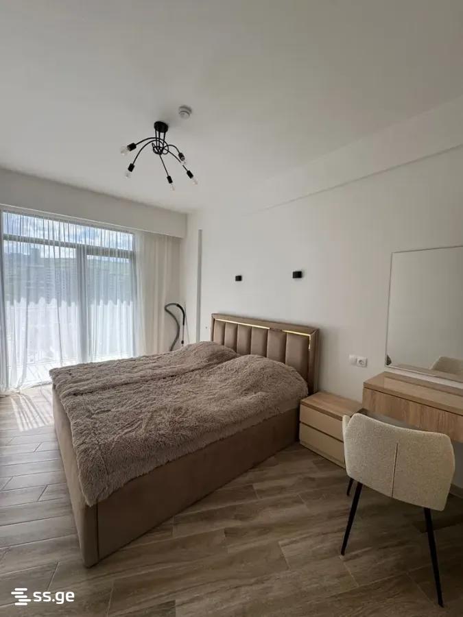 a.wereTlis avenue 117 - 2 rooms