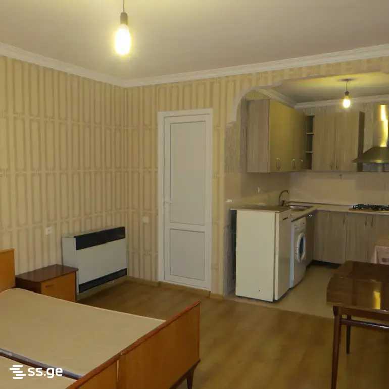 gruzinski st. 0 - 1 rooms