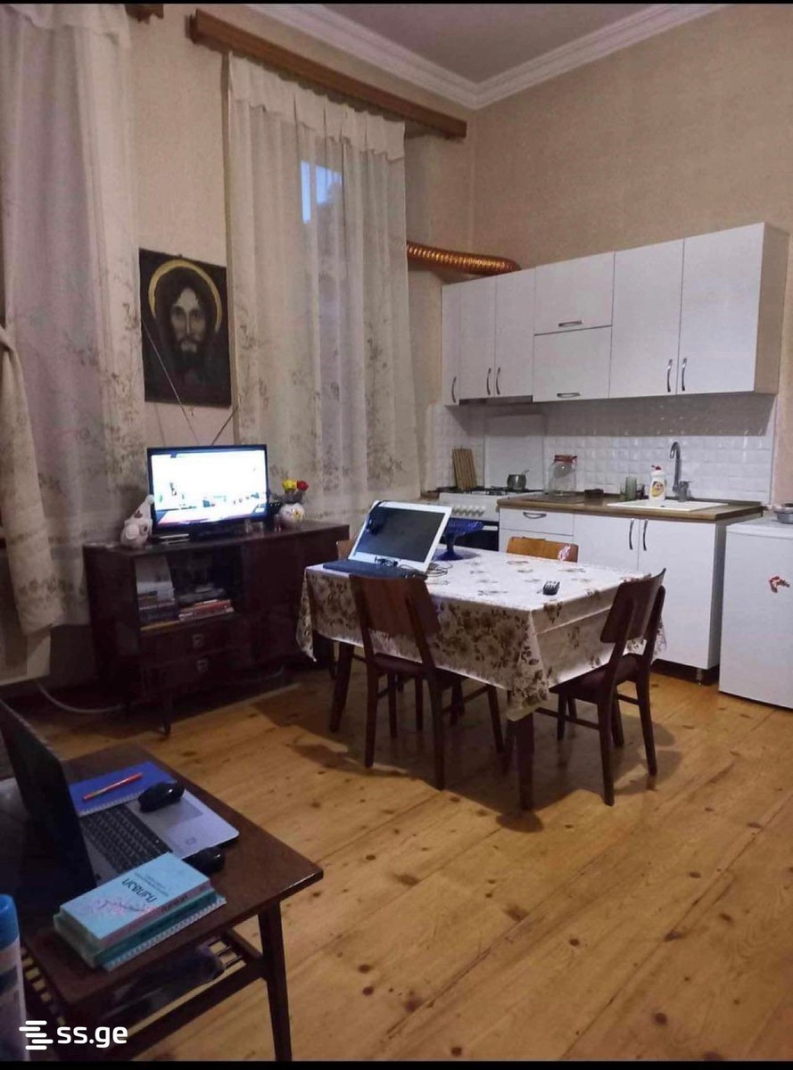 cinamdzgrishvili st. 23 - 2 rooms
