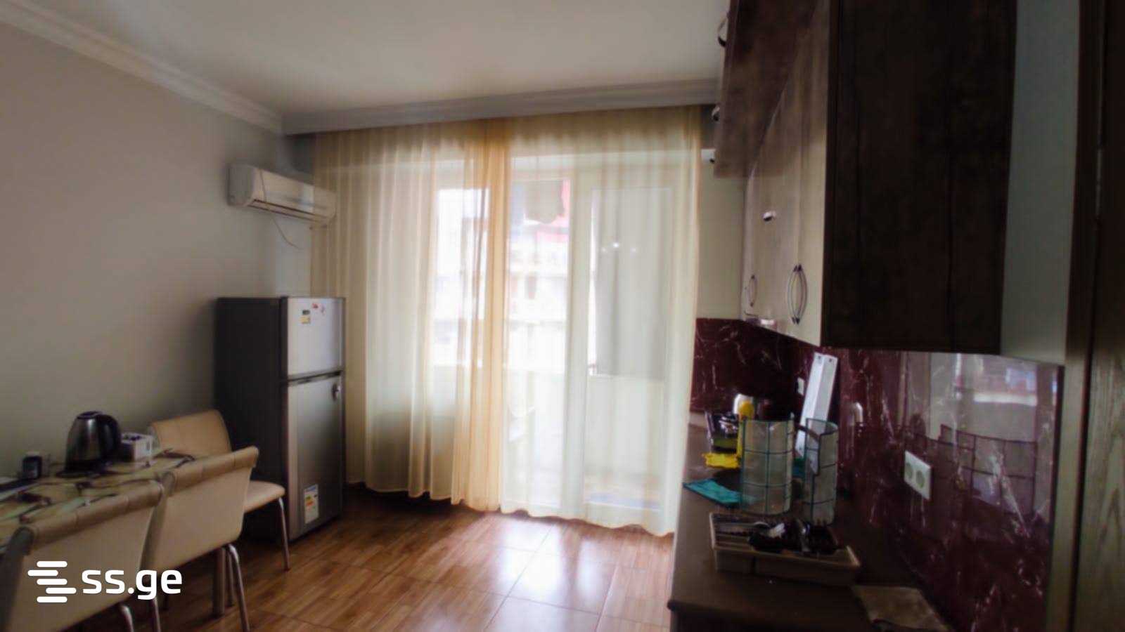 Chavchavadze st. 37 - 3 rooms