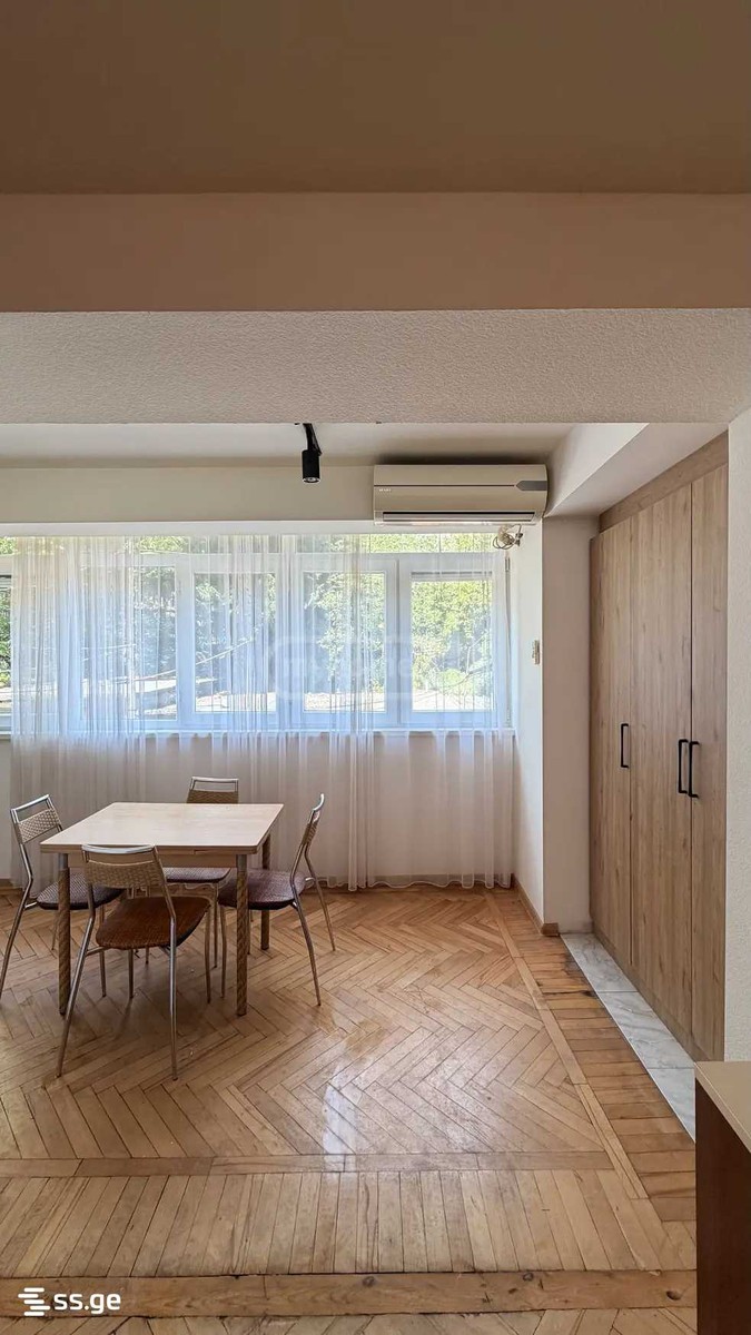 zakariadze st. 5 - 3 rooms