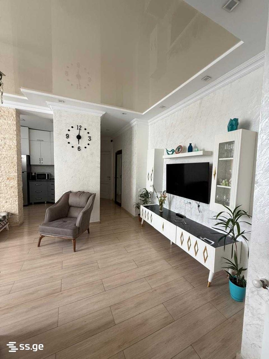 3 - 4 rooms
