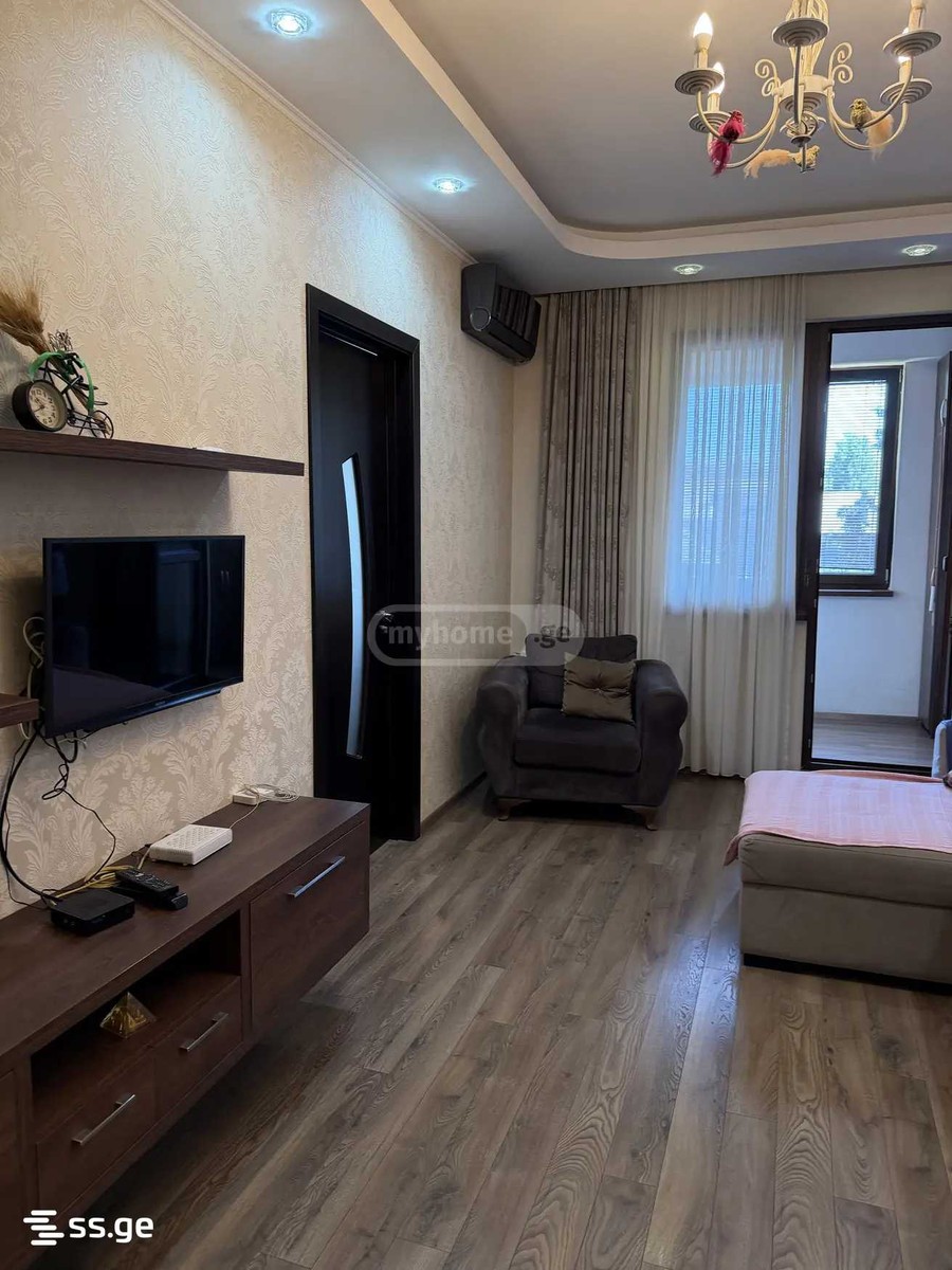 Gr. Robakidze Ave - 2 rooms