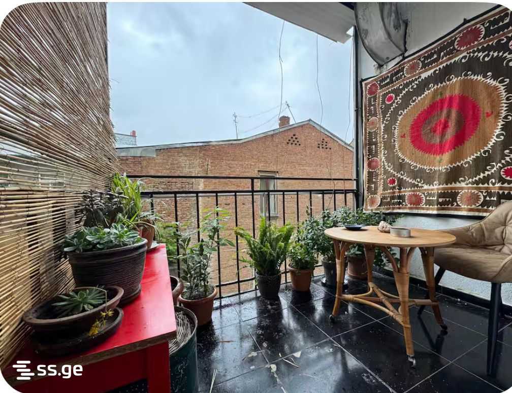 mtacminda st. - 3 rooms