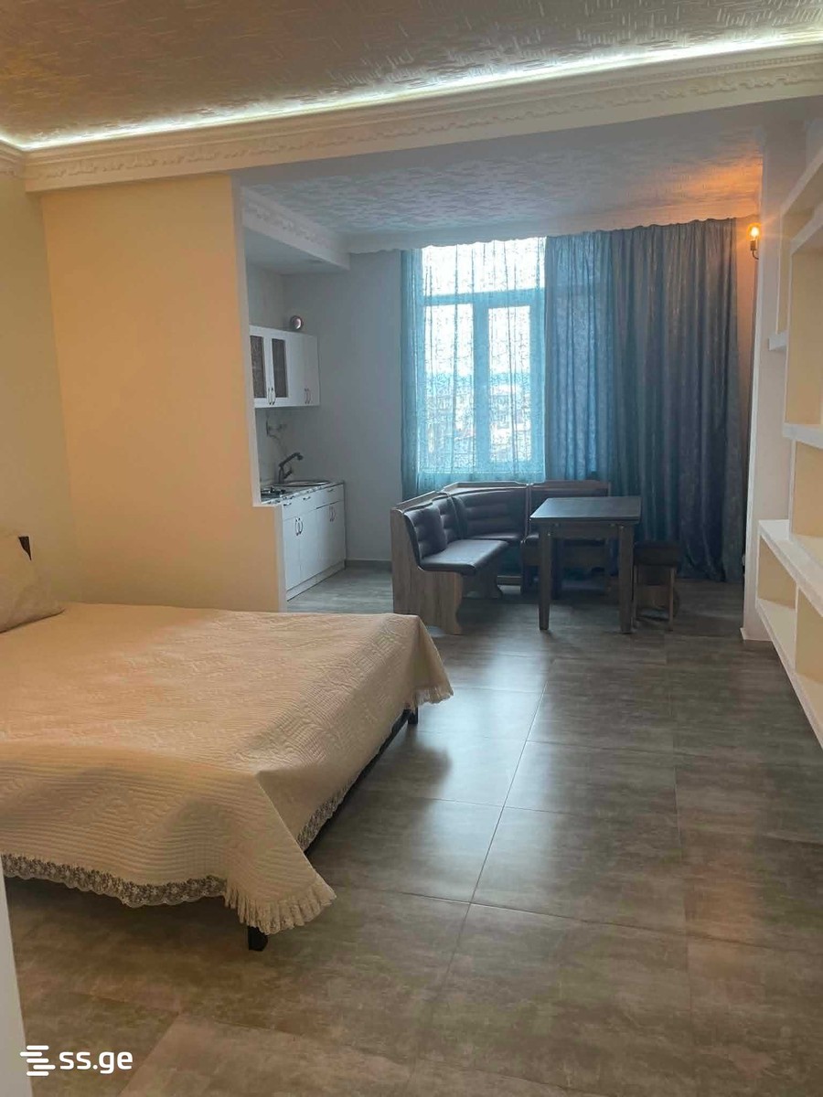75/77 - 1 rooms