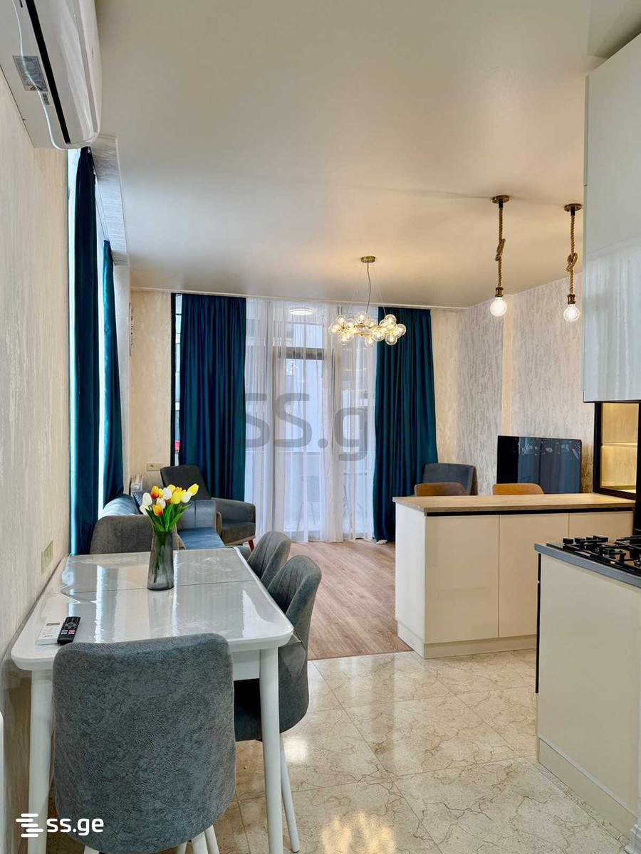 6 - 2 rooms