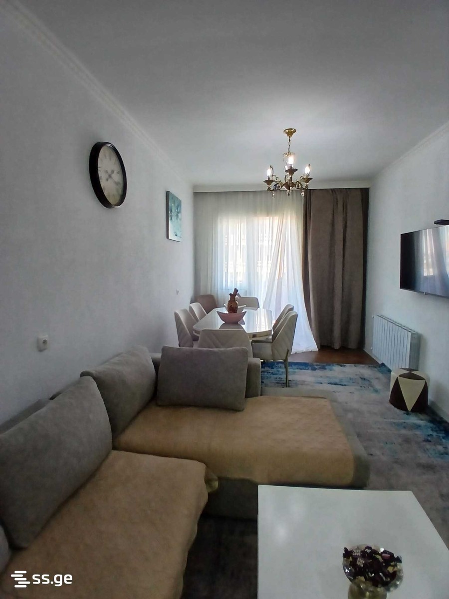 Bagrationi str. 71 - 3 rooms