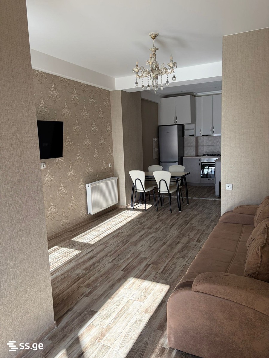 parnavaz mepe avenue 8 - 2 rooms