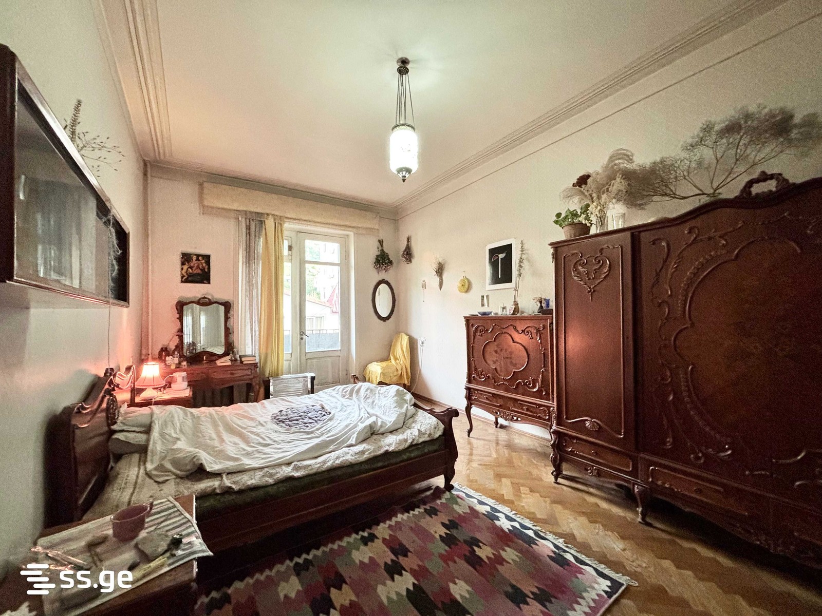 t. tabidze st. 43 - 3 rooms