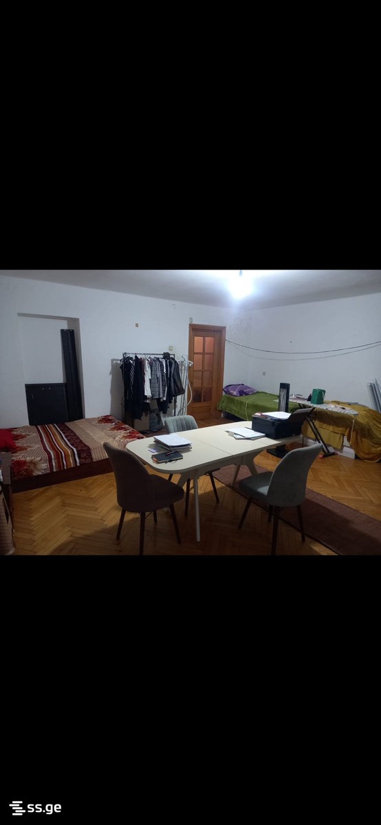 Z.Paliashvili st. 11-12 - 4 rooms