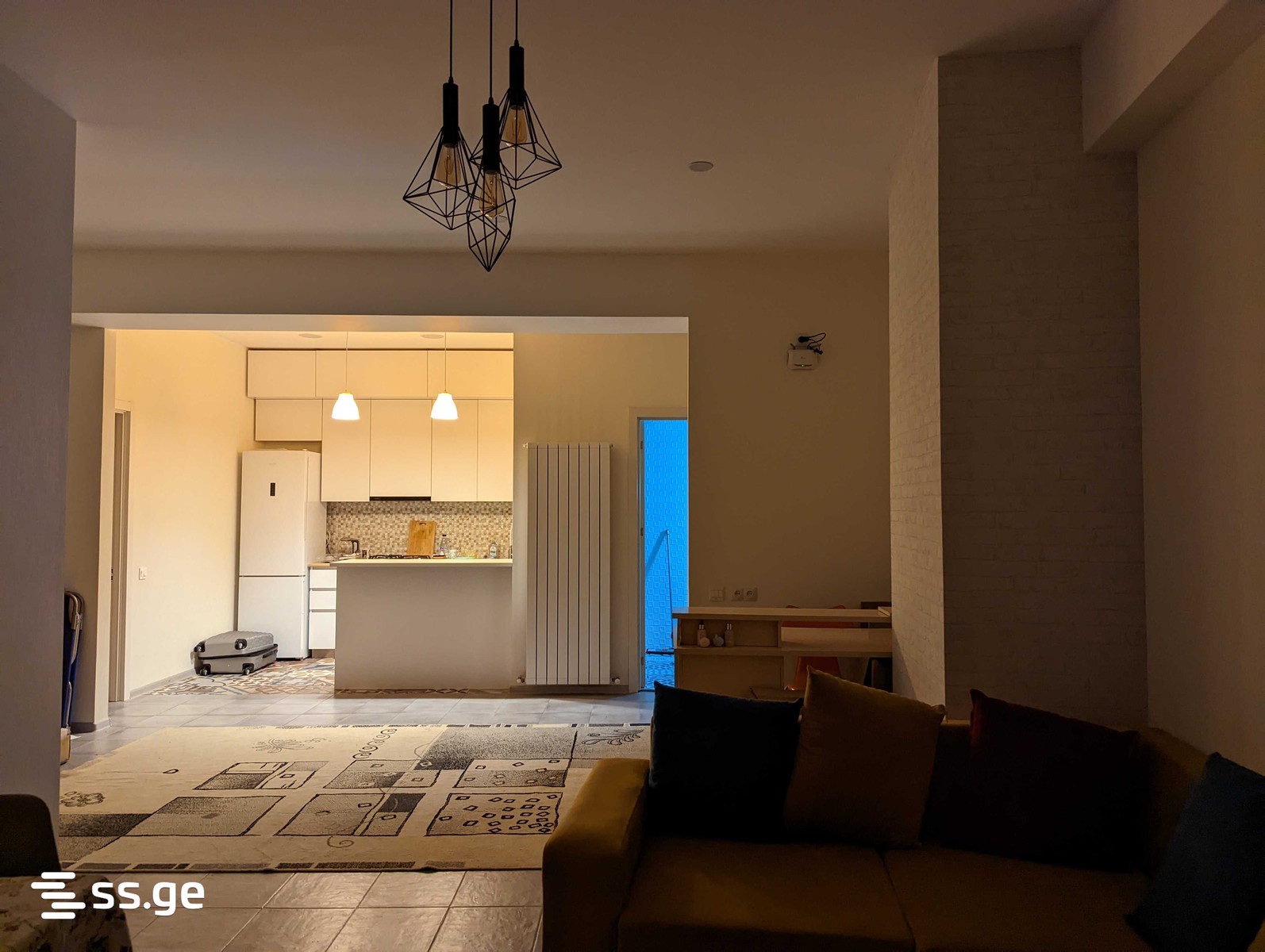 berbuki st. 3 - 3 rooms