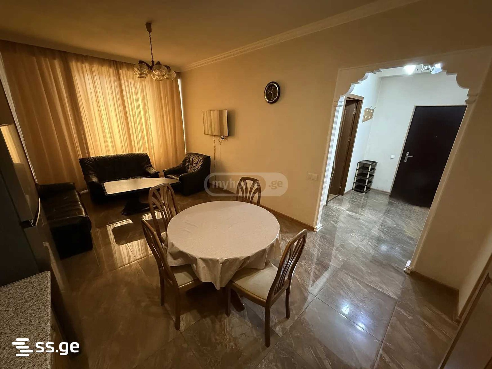 Aisi II Lane 71 - 3 rooms