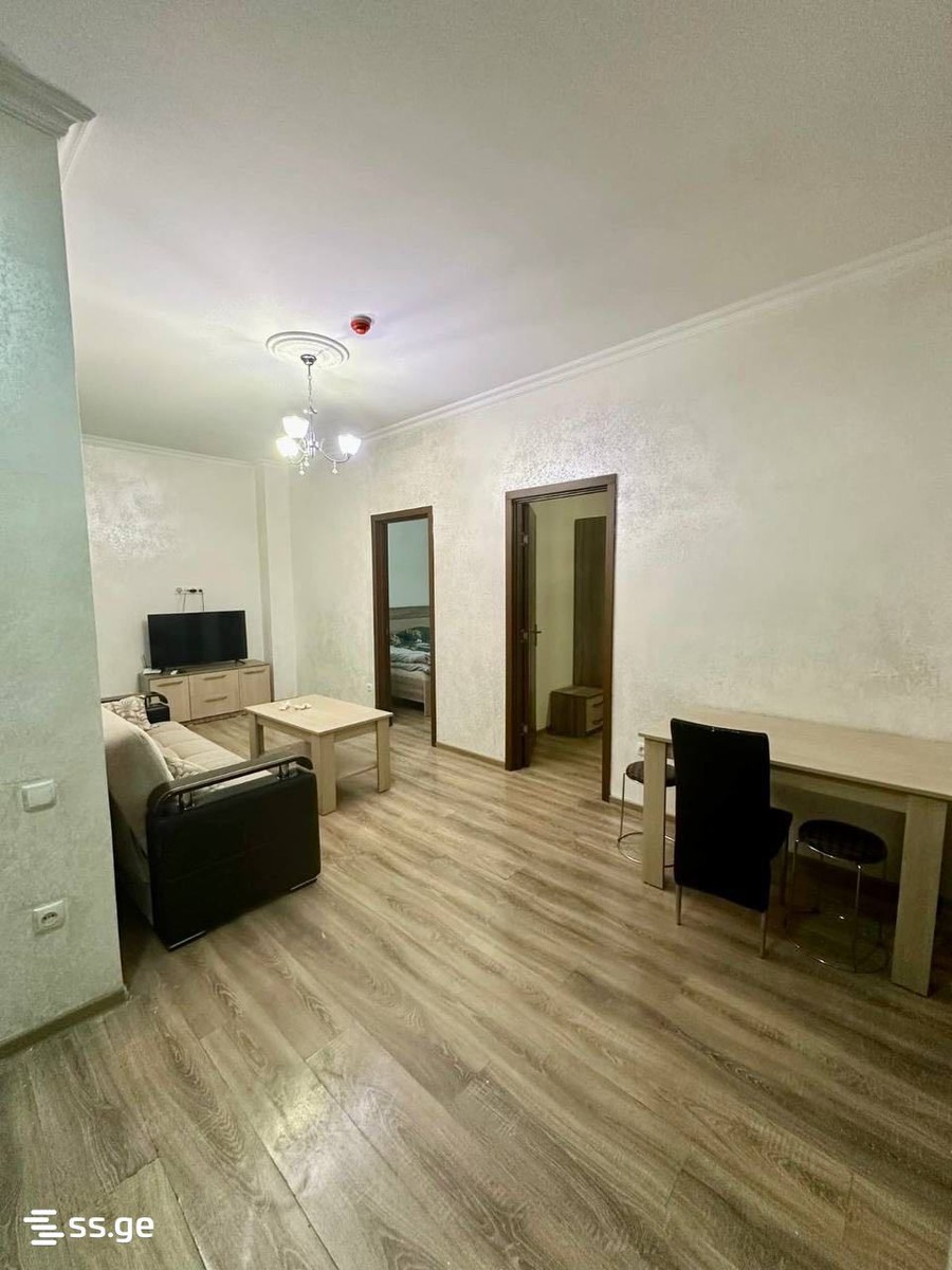 28 - 3 rooms