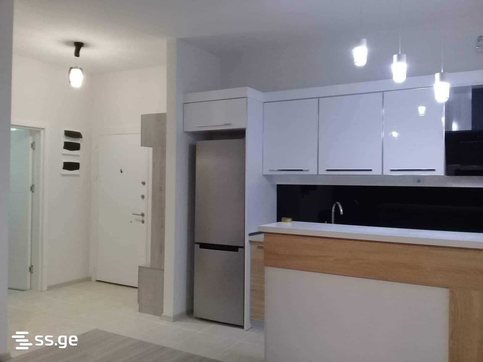 Bob walsh st. - 2 rooms
