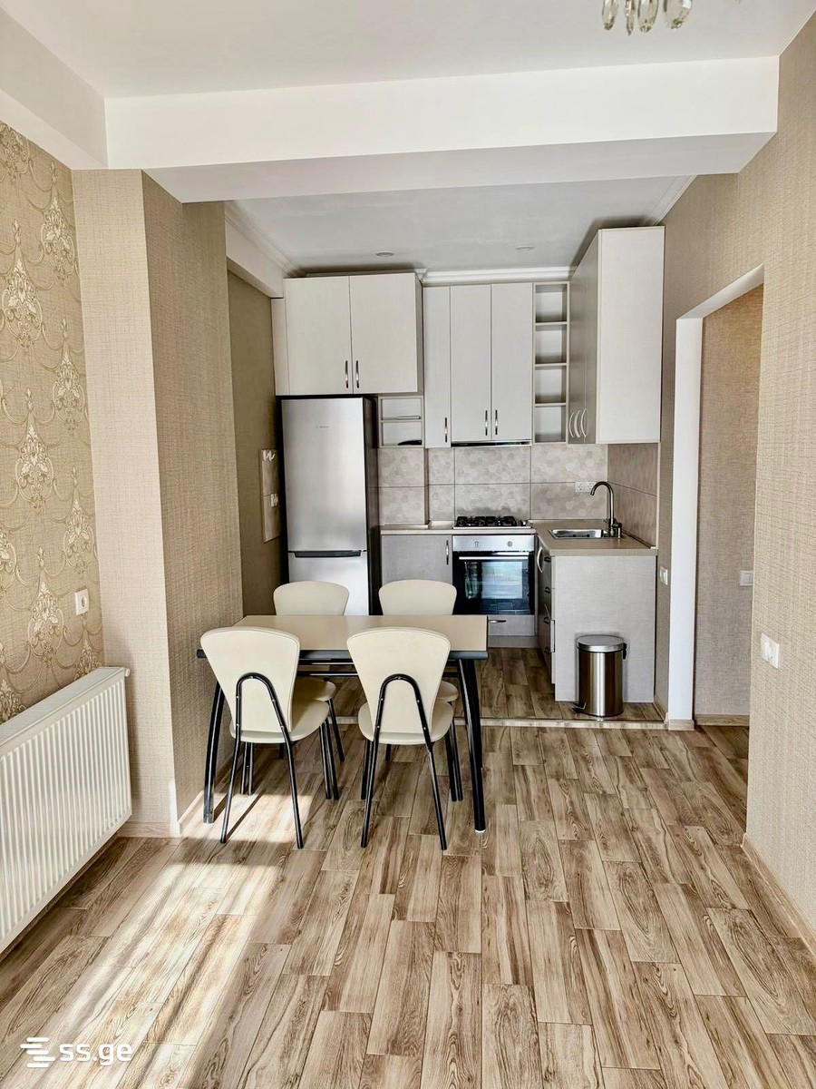 parnavaz mepe avenue 8 - 2 rooms