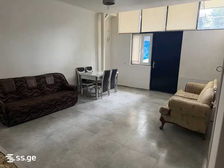 b. chichinadze st. 6 - 3 rooms