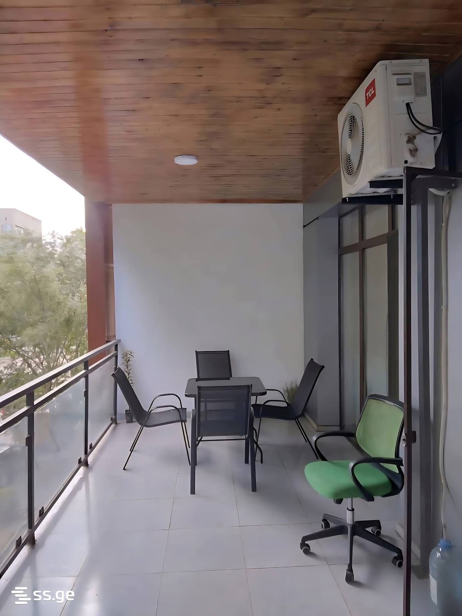 kandelaki st. 1 - 3 rooms