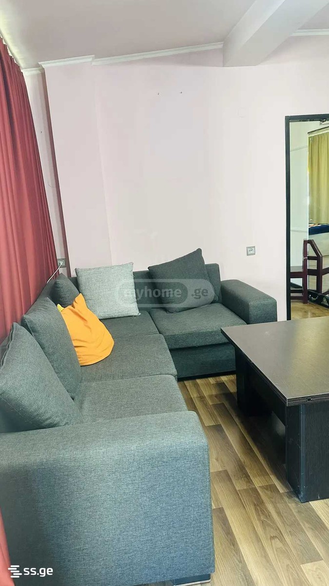 pekini st. 25 - 2 rooms