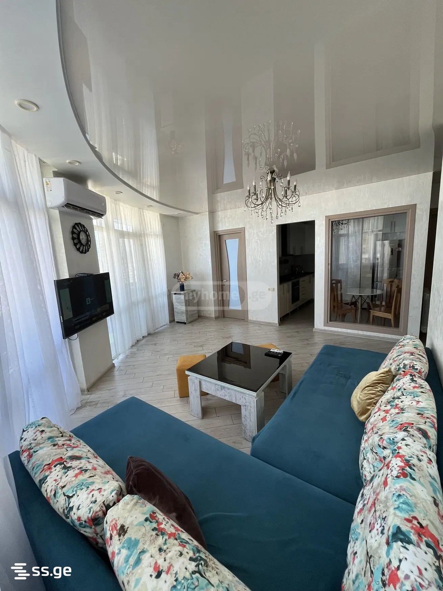 - - 3 rooms