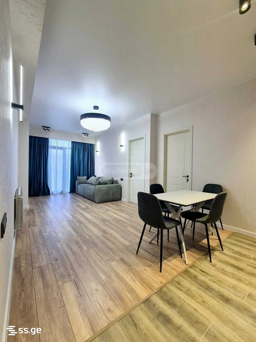 Vepkhistkaosnis st. - 3 rooms