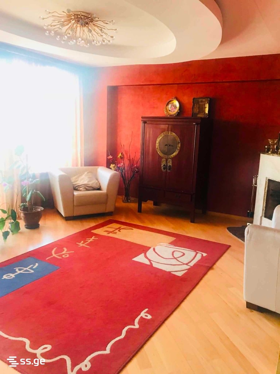 gagarin st. 16 - 5 rooms